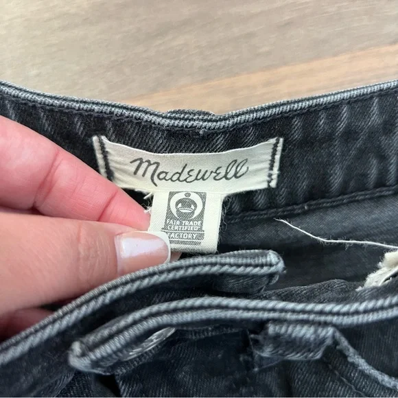 Madewell The Curvy Perfect Vintage Cropped Jean Lunar Wash Size 25P - Picture 6 of 12